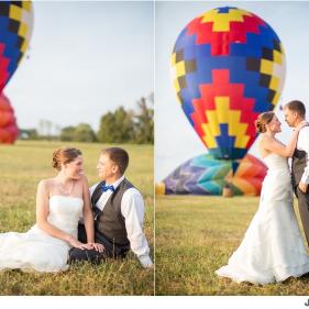 Свадьба на воздушном шаре - фото на фоне шара