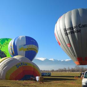 Фиеста воздушных шаров в Bansko: с права шар, на котором победила наша команда!